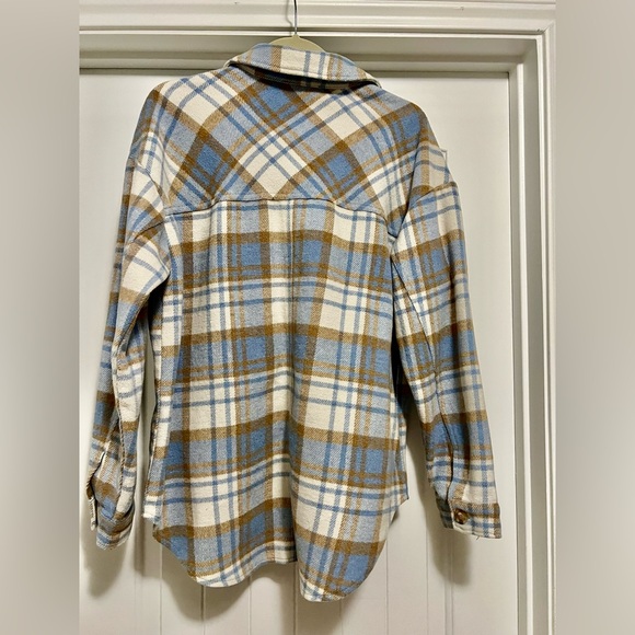 La Hearts Blue and Tan Plaid Utility Jacket Confy Cozy Cabincore Shacket - Picture 3 of 7